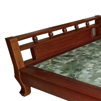 玉石罗汉床
