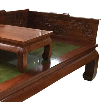 玉石罗汉床